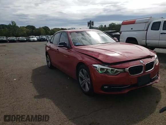 ✅ 2016 BMW 3 Series 328i xDrive • VIN: WBA8E3C54GK500994 • Lot: 80071525. Listed on Copart with 140,669 mi. Free auction sales archive from the USA and detailed vehicle history report at DreamBid. Image 13.