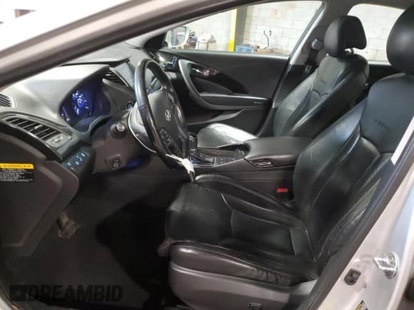 ✅ 2015 Hyundai Azera • VIN: KMHFG4JGXFA483312 • Lot: 51592085. Listed on Copart with 92,219 mi. Free auction sales archive from the USA and detailed vehicle history report at DreamBid. Image 7.