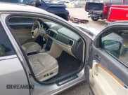 ✅ 2010 Lincoln MKZ • VIN: 3LNHL2GC5AR605750 • Lot: 41542836. Listed on IAAI with 146,347 mi. Free auction sales archive from the USA and detailed vehicle history report at DreamBid. Image 5.