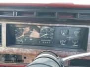 ✅ 1985 Ford F-150 • VIN: 1FTCF15H4FPA15620 • Lot: 42346242. Wystawiony na IAAI z przebiegiem 33 613 mil. Bezpłatny archiwum sprzedaży aukcyjnych z USA i szczegółowy raport historii pojazdu na DreamBid. Zdjęcie 7.