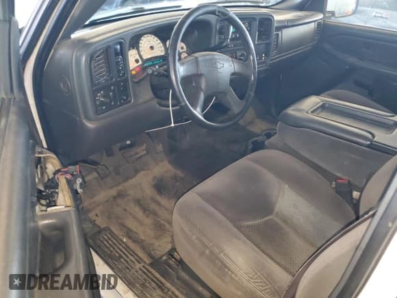 ✅ 2006 Chevrolet Silverado 2500HD LT1 • VIN: 1GCHK29U66E169918 • Lot: 84636655. Wystawiony na Copart z przebiegiem 231 216 mil. Bezpłatny archiwum sprzedaży aukcyjnych z USA i szczegółowy raport historii pojazdu na DreamBid. Zdjęcie 8.