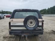 ✅ 1996 Ford Bronco XL • VIN: 1FMEU15N3TLB38425 • Lot: 81876685. Listed on Copart with 269,790 mi. Free auction sales archive from the USA and detailed vehicle history report at DreamBid. Image 6.