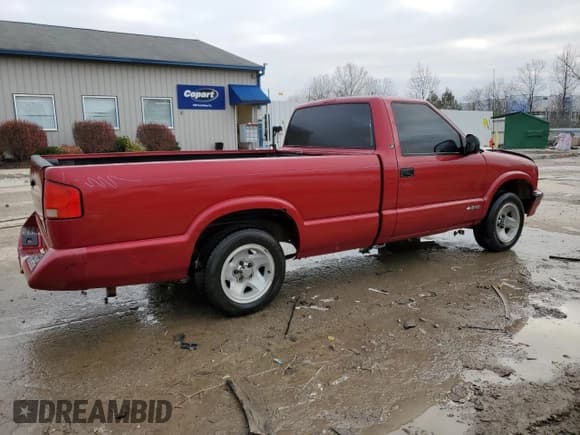 ✅ 1995 Chevrolet S-10 • VIN: 1GCCS14Z1S8262183 • Лот: 84472284. Опубликован ранее на Copart с пробегом 150 958 миль. Бесплатный доступ к архиву аукционных продаж из США и подробный отчёт об истории автомобиля на DreamBid. Изображение 3.