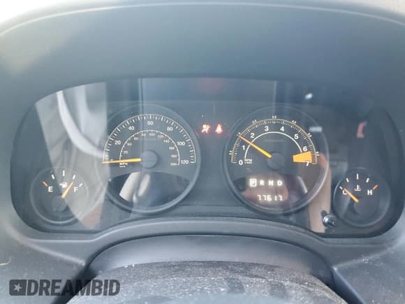 ✅ 2016 Jeep Patriot High Altitude • VIN: 1C4NJRFB0GD707070 • Lot: 82214085. Listed on Copart with 77,617 mi. Free auction sales archive from the USA and detailed vehicle history report at DreamBid. Image 9.