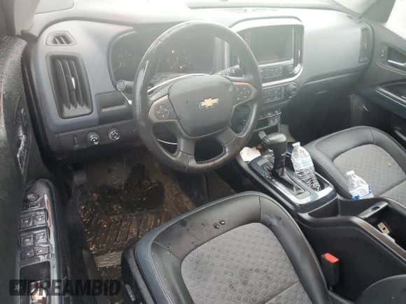 2016 Chevrolet Colorado 4WD Z71 z VIN 1GCGTDE37G1161188, wystawiony jako Copart lot #89892555 z przebiegiem 46 575 mil mil oraz Szkoda całkowita • Salvage title. Historia ofert i sprzedaży dostępna na DreamBid. Obrazek 8.