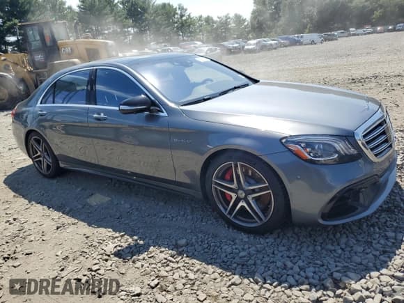 ✅ 2019 Mercedes-Benz S 63 AMG • VIN: WDDUG8JB9KA479064 • Lot: 69260874. Listed on Copart with 111,984 mi. Free auction sales archive from the USA and detailed vehicle history report at DreamBid. Image 4.