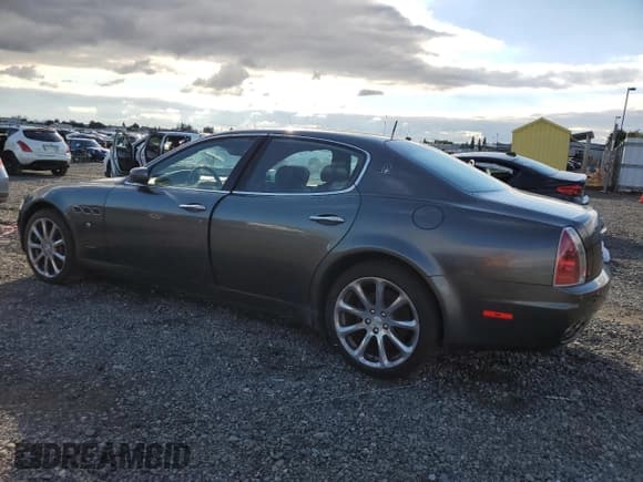 ✅ 2006 Maserati Quattroporte • VIN: ZAMCE39A860021503 • Лот: 86598255. Опубликован ранее на Copart с пробегом 90 148 миль. Бесплатный доступ к архиву аукционных продаж из США и подробный отчёт об истории автомобиля на DreamBid. Изображение 2.