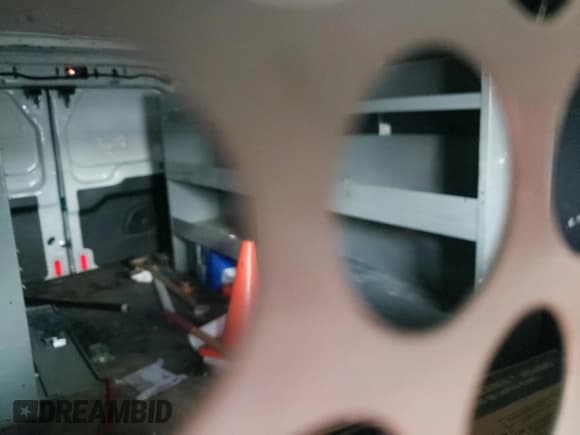 ✅ 2016 Ford Transit • VIN: 1FTYR2ZG8GKA40068 • Lot: 82570135. Wystawiony na Copart z przebiegiem 178 629 mil. Bezpłatny archiwum sprzedaży aukcyjnych z USA i szczegółowy raport historii pojazdu na DreamBid. Zdjęcie 11.