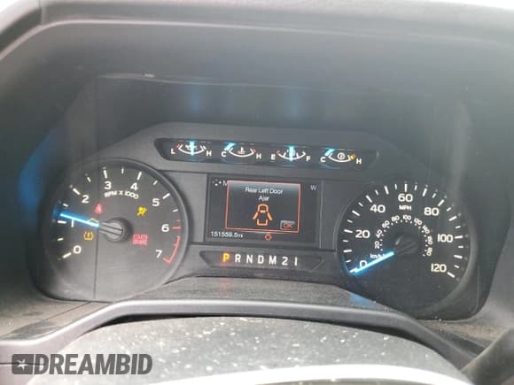 ✅ 2015 Ford F-150 XLT • VIN: 1FTEX1EP5FFB75802 • Lot: 60769405. Listed on Copart with 151,559 mi. Free auction sales archive from the USA and detailed vehicle history report at DreamBid. Image 9.