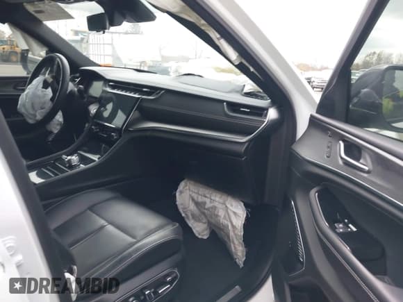 ✅ 2021 Jeep Grand Cherokee Overland • VIN: 1C4RJKDG9M8137811 • Лот: 43613805. Опубликован ранее на IAAI с пробегом 18 358 миль. Бесплатный доступ к архиву аукционных продаж из США и подробный отчёт об истории автомобиля на DreamBid. Изображение 5.