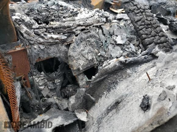 ✅ 2011 Chrysler 200 Limited • VIN: 1C3BC2FG7BN504863 • Lot: 63762755. Listed on Copart with Not provided. Free auction sales archive from the USA and detailed vehicle history report at DreamBid. Image 9.