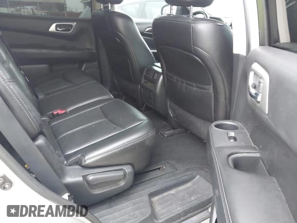 ✅ 2014 Nissan Pathfinder SL • VIN: 5N1AR2MN5EC699428 • Lot: 42793201. Listed on IAAI with 178,985 mi. Free auction sales archive from the USA and detailed vehicle history report at DreamBid. Image 8.