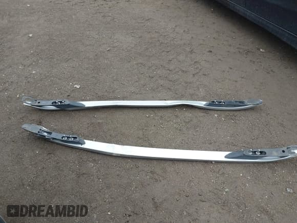 ✅ 2019 Jeep Cherokee Limited • VIN: 1C4PJMDX6KD252972 • Lot: 42235734. Wystawiony na IAAI z przebiegiem 20 842 mil. Bezpłatny archiwum sprzedaży aukcyjnych z USA i szczegółowy raport historii pojazdu na DreamBid. Zdjęcie 12.