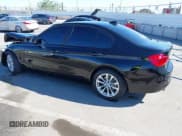 ✅ 2017 BMW 3 Series 320i xDrive • VIN: WBA8E5G3XHNU42703 • Лот: 43154433. Опубликован ранее на IAAI с пробегом 91 804 миль. Бесплатный доступ к архиву аукционных продаж из США и подробный отчёт об истории автомобиля на DreamBid. Изображение 3.