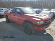 ✅ 2000 Dodge Dakota SLT • VIN: 1B7GG22X5YS700953 • Lot: 46275045. Wystawiony na Copart z przebiegiem 132 111 mil. Bezpłatny archiwum sprzedaży aukcyjnych z USA i szczegółowy raport historii pojazdu na DreamBid. Zdjęcie 4.
