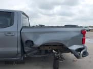 ✅ 2019 Chevrolet Silverado 1500 LT • VIN: 1GCPWCED4KZ134888 • Lot: 43114172. Wystawiony na IAAI z przebiegiem 77 993 mil. Bezpłatny archiwum sprzedaży aukcyjnych z USA i szczegółowy raport historii pojazdu na DreamBid. Zdjęcie 19.