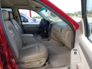 ✅ 2003 Ford Explorer XLT • VIN: 1FMZU63K73UC77152 • Лот: 43567560. Опубликован ранее на IAAI с пробегом 195 492 миль. Бесплатный доступ к архиву аукционных продаж из США и подробный отчёт об истории автомобиля на DreamBid. Изображение 5.