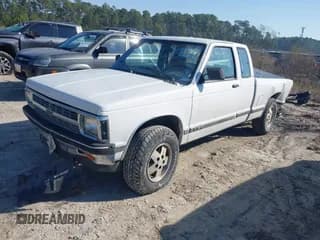✅ 1992 Chevrolet S-10 • VIN: 1GCCT19Z1N8122239 • Лот: 41667807. Опубликован ранее на IAAI с пробегом 400 708 миль. Бесплатный доступ к архиву аукционных продаж из США и подробный отчёт об истории автомобиля на DreamBid. Изображение 2.