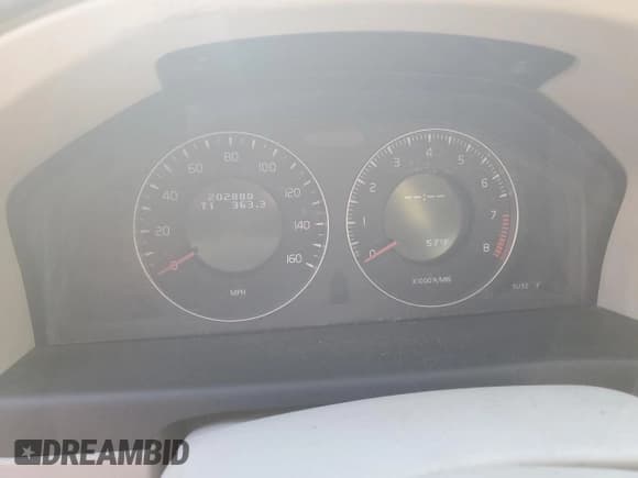 ✅ 2008 Volvo XC70 • VIN: YV4BZ982681019678 • Lot: 92855035. Listed on Copart with 202,880 mi. Free auction sales archive from the USA and detailed vehicle history report at DreamBid. Image 9.