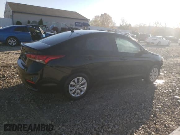 ✅ 2019 Hyundai Accent SE • VIN: 3KPC24A39KE074227 • Лот: 76933564. Опубликован ранее на Copart с пробегом 61 948 миль. Бесплатный доступ к архиву аукционных продаж из США и подробный отчёт об истории автомобиля на DreamBid. Изображение 3.