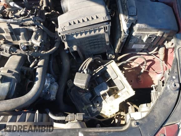 ✅ 2013 Hyundai Sonata SE • VIN: 5NPEC4AC6DH629171 • Lot: 43629675. Listed on IAAI with 80,727 mi. Free auction sales archive from the USA and detailed vehicle history report at DreamBid. Image 13.