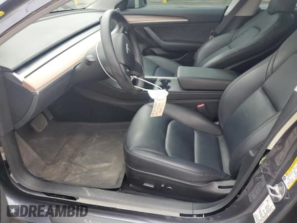 ✅ 2023 Tesla Model 3 • VIN: 5YJ3E1EA9PF553537 • Lot: 80538985. Wystawiony na Copart z przebiegiem 20 835 mil. Bezpłatny archiwum sprzedaży aukcyjnych z USA i szczegółowy raport historii pojazdu na DreamBid. Zdjęcie 7.