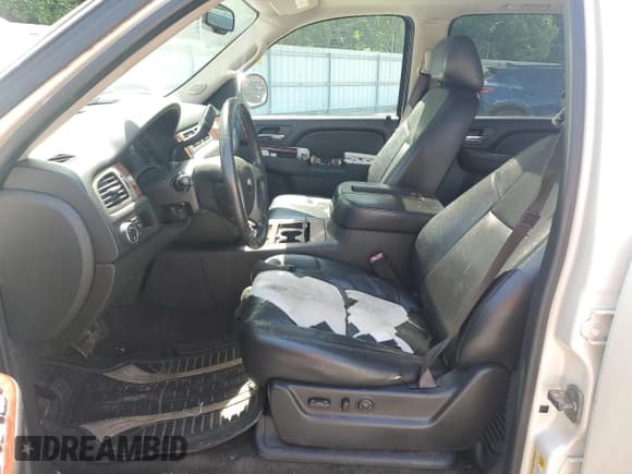 ✅ 2013 Chevrolet Suburban LTZ • VIN: 1GNSCKE07DR257220 • Lot: 54662285. Wystawiony na Copart z przebiegiem 216 341 mil. Bezpłatny archiwum sprzedaży aukcyjnych z USA i szczegółowy raport historii pojazdu na DreamBid. Zdjęcie 7.