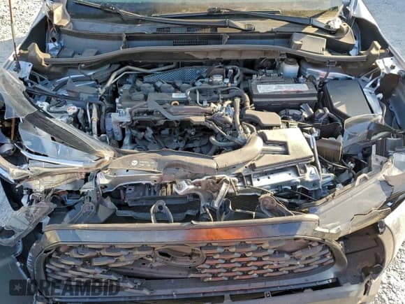 ✅ 2022 Toyota Corolla Cross LE • VIN: 7MUBAAAG2NV008070 • Лот: 94670445. Опубликован ранее на Copart с пробегом 113 224 миль. Бесплатный доступ к архиву аукционных продаж из США и подробный отчёт об истории автомобиля на DreamBid. Изображение 12.