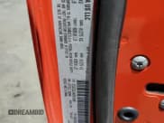 ✅ 2016 Dodge Challenger SRT 392 • VIN: 2C3CDZDJ4GH314995 • Lot: 64998224. Wystawiony na Copart z przebiegiem 43 673 mil. Bezpłatny archiwum sprzedaży aukcyjnych z USA i szczegółowy raport historii pojazdu na DreamBid. Zdjęcie 12.