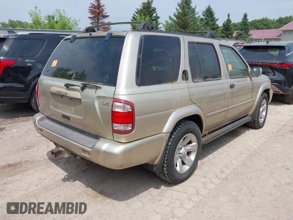 ✅ 2002 Nissan Pathfinder SE • VIN: JN8DR09Y42W731048 • Lot: 42407356. Wystawiony na IAAI z przebiegiem Nie podano. Bezpłatny archiwum sprzedaży aukcyjnych z USA i szczegółowy raport historii pojazdu na DreamBid. Zdjęcie 4.
