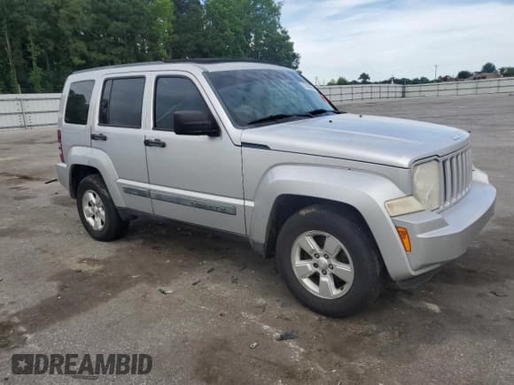 ✅ 2010 Jeep Liberty Sport • VIN: 1J4PN2GK8AW171171 • Lot: 57509585. Listed on Copart with 232,078 mi. Free auction sales archive from the USA and detailed vehicle history report at DreamBid. Image 4.