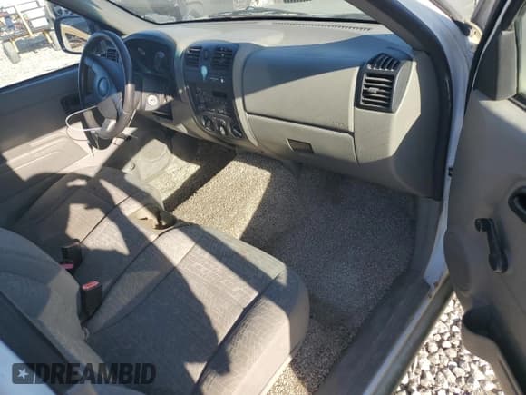 ✅ 2004 Chevrolet Colorado Z71 • VIN: 1GCCS196048176137 • Лот: 74341484. Опубликован ранее на Copart с пробегом 159 612 миль. Бесплатный доступ к архиву аукционных продаж из США и подробный отчёт об истории автомобиля на DreamBid. Изображение 8.