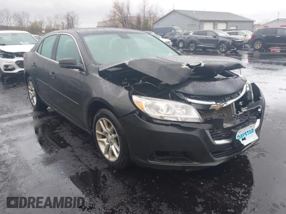 ✅ 2014 Chevrolet Malibu LT • VIN: 1G11C5SL9EF148824 • Lot: 43585397. Listed on IAAI with 212,358 mi. Free auction sales archive from the USA and detailed vehicle history report at DreamBid. Image 1.