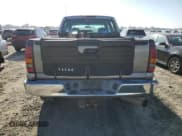 ✅ 2001 Chevrolet Silverado 2500HD • VIN: 1GCHK23161F182203 • Lot: 87349074. Wystawiony na Copart z przebiegiem 223 861 mil. Bezpłatny archiwum sprzedaży aukcyjnych z USA i szczegółowy raport historii pojazdu na DreamBid. Zdjęcie 6.