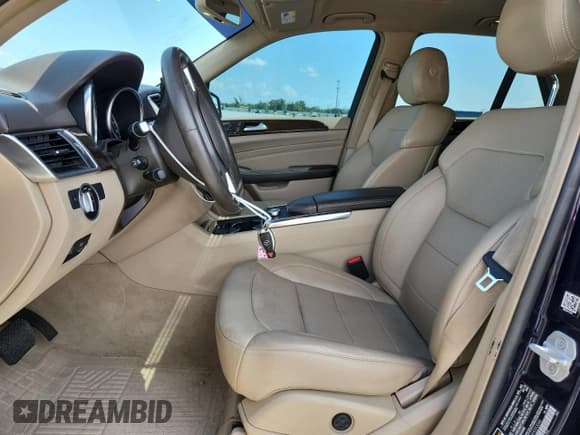 ✅ 2015 Mercedes-Benz M 350 • VIN: 4JGDA5HB3FA553046 • Lot: 57749985. Listed on Copart with 120,138 mi. Free auction sales archive from the USA and detailed vehicle history report at DreamBid. Image 7.