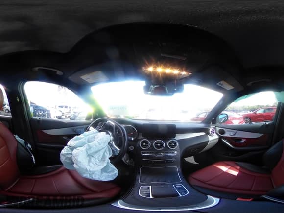 ✅ 2021 Mercedes-Benz GLC 300 • VIN: W1N0G8DB7MV322349 • Лот: 43427981. Опубликован ранее на IAAI с пробегом 48 505 миль. Бесплатный доступ к архиву аукционных продаж из США и подробный отчёт об истории автомобиля на DreamBid. Изображение 19.