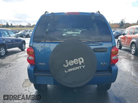 ✅ 2004 Jeep Liberty Limited • VIN: 1J4GL58KX4W232319 • Lot: 40870366. Listed on IAAI with 226,249 mi. Free auction sales archive from the USA and detailed vehicle history report at DreamBid. Image 17.