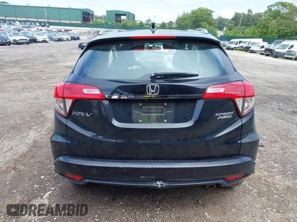 ✅ 2020 Honda HR-V Sport • VIN: 3CZRU6H19LM703541 • Lot: 42645595. Listed on IAAI with 51,329 mi. Free auction sales archive from the USA and detailed vehicle history report at DreamBid. Image 16.