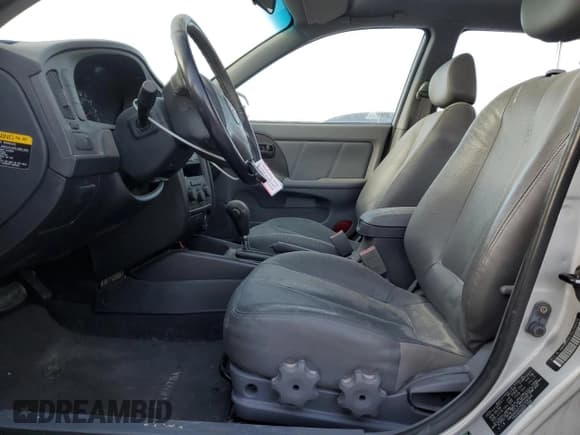 ✅ 2005 Hyundai Elantra GLS • VIN: KMHDN56D75U166506 • Lot: 56352065. Wystawiony na Copart z przebiegiem 78 400 mil. Bezpłatny archiwum sprzedaży aukcyjnych z USA i szczegółowy raport historii pojazdu na DreamBid. Zdjęcie 7.