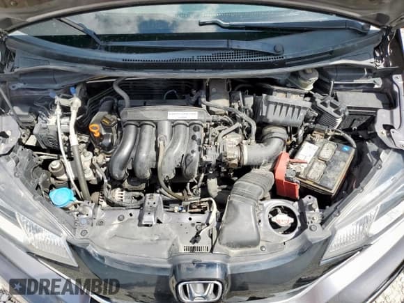 ✅ 2015 Honda Fit LX • VIN: 3HGGK5H53FM759688 • Lot: 68818025. Wystawiony na Copart z przebiegiem 137 109 mil. Bezpłatny archiwum sprzedaży aukcyjnych z USA i szczegółowy raport historii pojazdu na DreamBid. Zdjęcie 12.