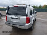 ✅ 2008 Jeep Commander Limited • VIN: 1J8HG58N68C124949 • Lot: 40725093. Listed on IAAI with 180,307 mi. Free auction sales archive from the USA and detailed vehicle history report at DreamBid. Image 4.