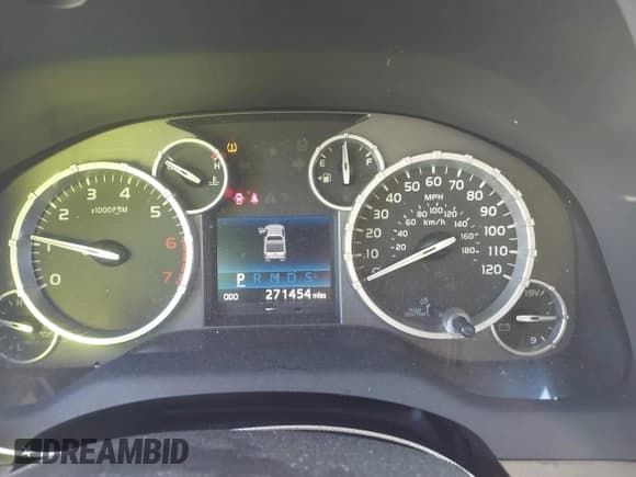 ✅ 2014 Toyota Tundra SR • VIN: 5TFRM5F15EX076868 • Lot: 43616802. Listed on IAAI with 271,454 mi. Free auction sales archive from the USA and detailed vehicle history report at DreamBid. Image 7.