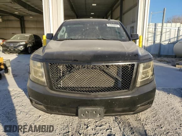 ✅ 2015 Chevrolet Suburban LT • VIN: 1GNSKJKC9FR533492 • Lot: 91855045. Wystawiony na Copart z przebiegiem 333 525 mil. Bezpłatny archiwum sprzedaży aukcyjnych z USA i szczegółowy raport historii pojazdu na DreamBid. Zdjęcie 5.