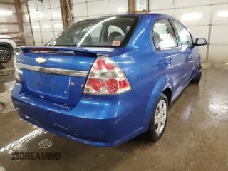 ✅ 2008 Chevrolet Aveo LS • VIN: KL1TD56608B175222 • Lot: 46323175. Wystawiony na Copart z przebiegiem 107 245 mil. Bezpłatny archiwum sprzedaży aukcyjnych z USA i szczegółowy raport historii pojazdu na DreamBid. Zdjęcie 3.