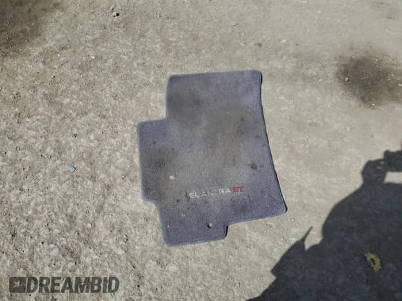 2002 Hyundai Elantra GT с VIN KMHDN55D02U069287, выставлен на аукционе Copart как лот 71217494 с пробегом 101 989 миль миль и Списание • Salvage title. История ставок и продаж доступна на DreamBid. Изображение 14.