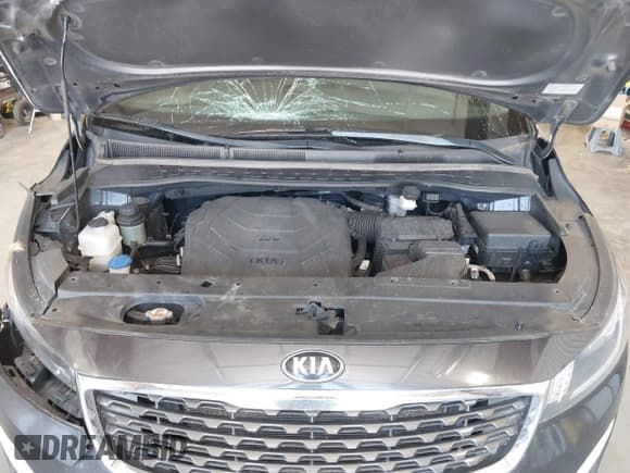 ✅ 2020 Kia Sedona EX • VIN: KNDMB5C15L6593188 • Lot: 42643755. Wystawiony na IAAI z przebiegiem 144 167 mil. Bezpłatny archiwum sprzedaży aukcyjnych z USA i szczegółowy raport historii pojazdu na DreamBid. Zdjęcie 10.