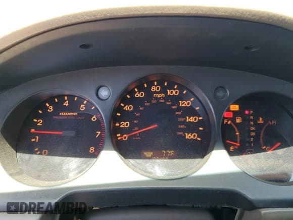 ✅ 2002 Acura RL • VIN: JH4KA966X2C005549 • Лот: 55038214. Опубликован ранее на Copart с пробегом 189 488 миль. Бесплатный доступ к архиву аукционных продаж из США и подробный отчёт об истории автомобиля на DreamBid. Изображение 9.