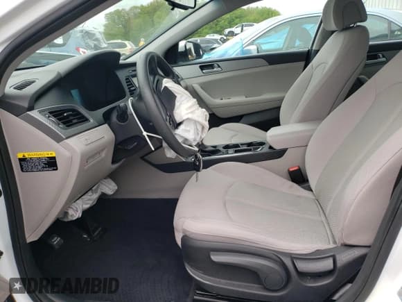 ✅ 2016 Hyundai Sonata SE • VIN: 5NPE24AF3GH313440 • Лот: 50878123. Опубликован ранее на Copart с пробегом 25 835 миль. Бесплатный доступ к архиву аукционных продаж из США и подробный отчёт об истории автомобиля на DreamBid. Изображение 7.