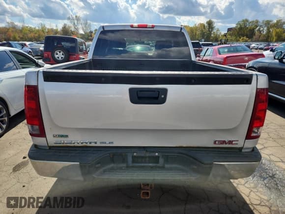 ✅ 2011 GMC Sierra 1500 SLE • VIN: 3GTP2VE36BG180608 • Лот: 87394965. Опубликован ранее на Copart с пробегом 190 515 миль. Бесплатный доступ к архиву аукционных продаж из США и подробный отчёт об истории автомобиля на DreamBid. Изображение 6.