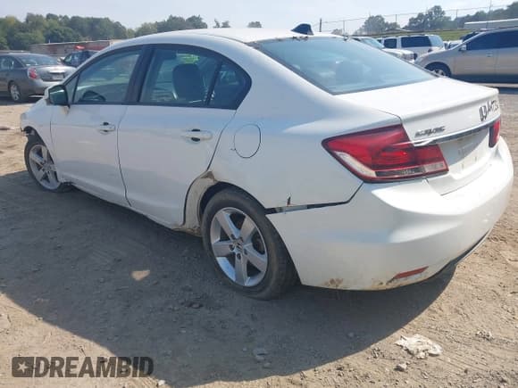 ✅ 2013 Honda Civic EX-L • VIN: 19XFB2F93DE036770 • Lot: 43148437. Listed on IAAI with 231,048 mi. Free auction sales archive from the USA and detailed vehicle history report at DreamBid. Image 3.